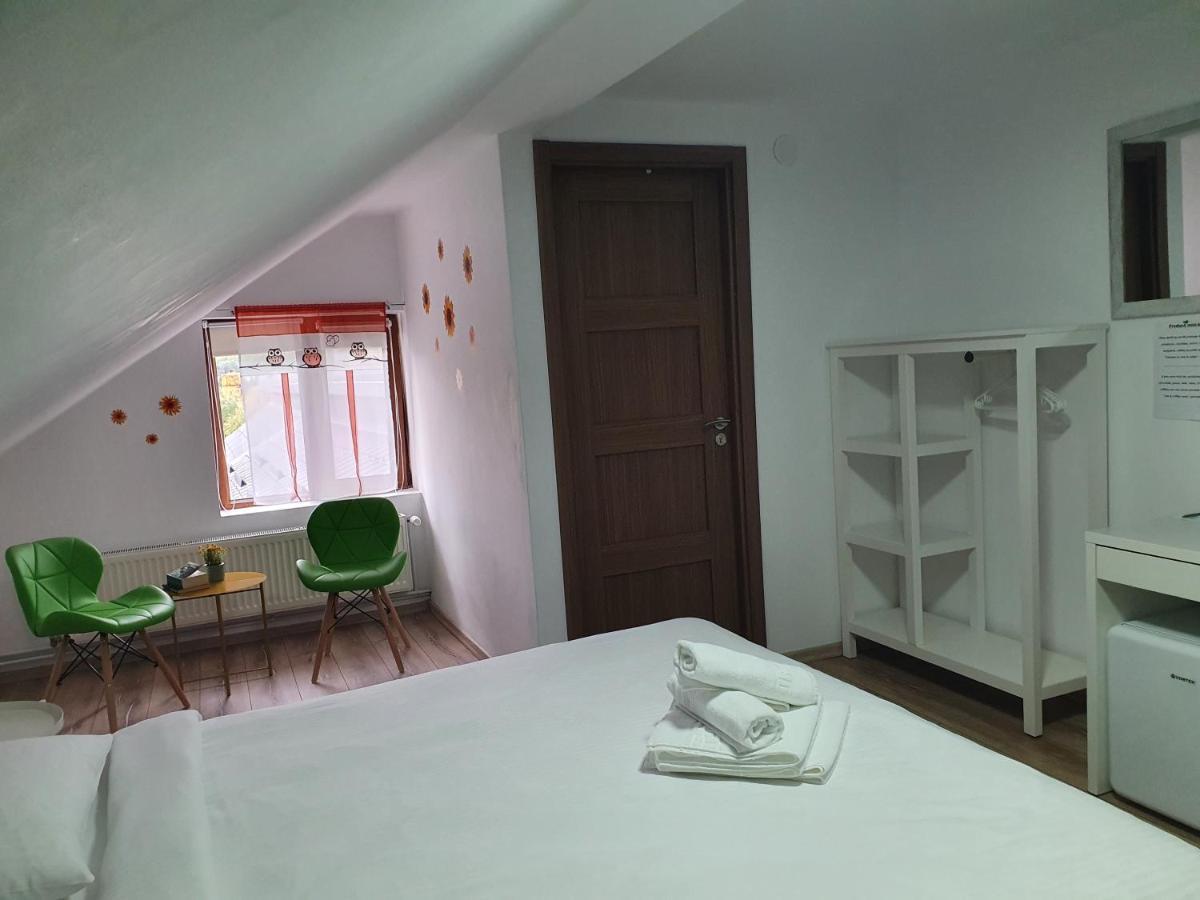 Casa Saga Hotell Gura Humorului Exteriör bild