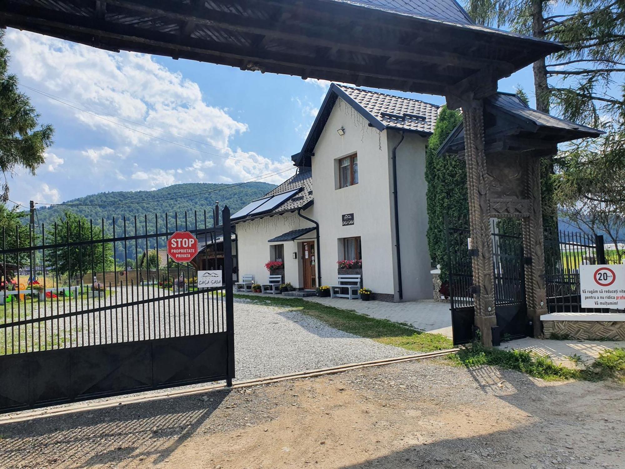 Casa Saga Hotell Gura Humorului Exteriör bild